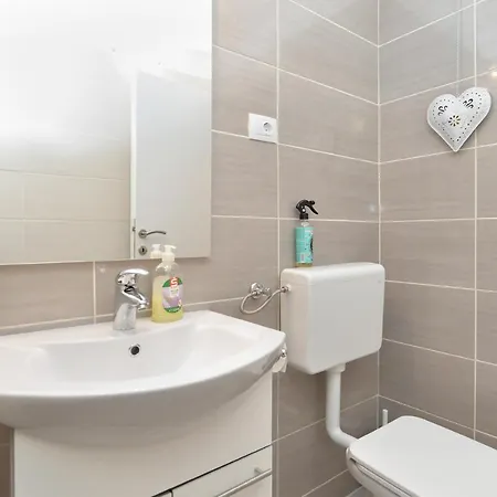 Apartamento Zeljka 1793 Pula